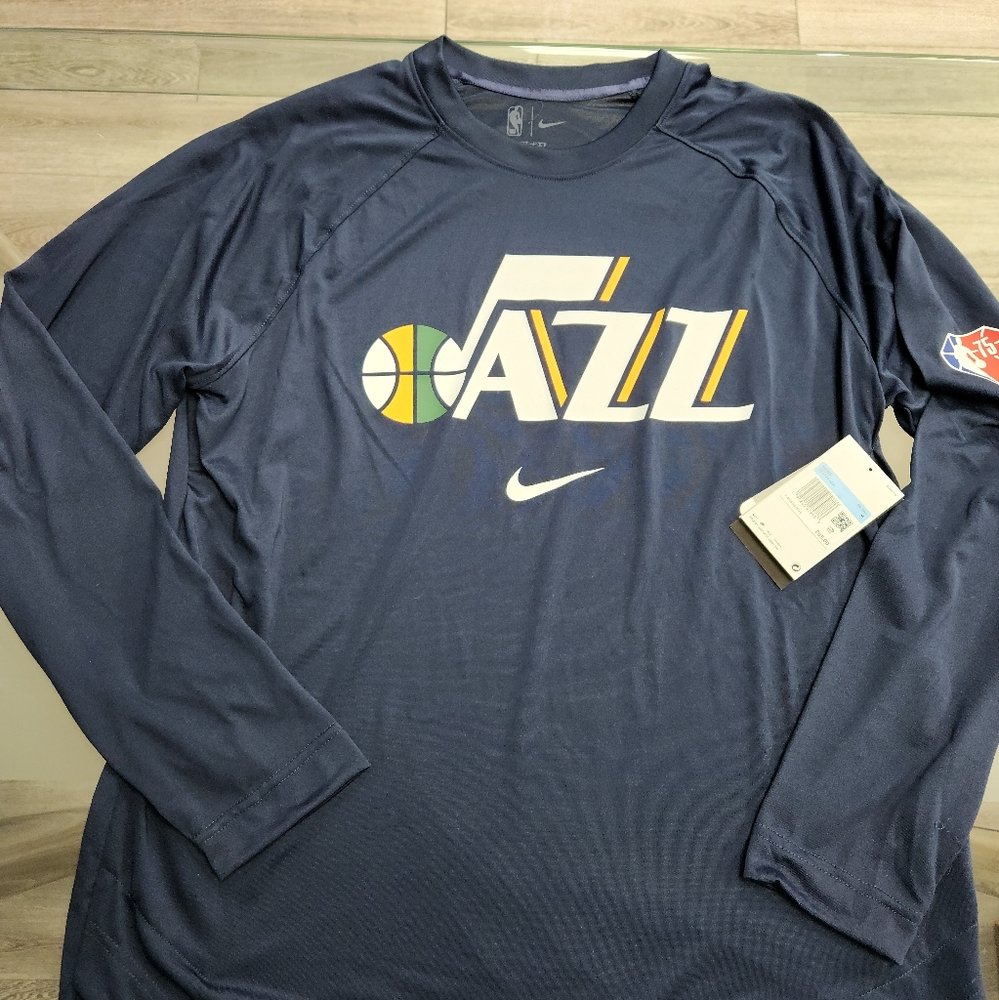 Nike Utah Jazz Men's Long Sleeve T-shirt Size M